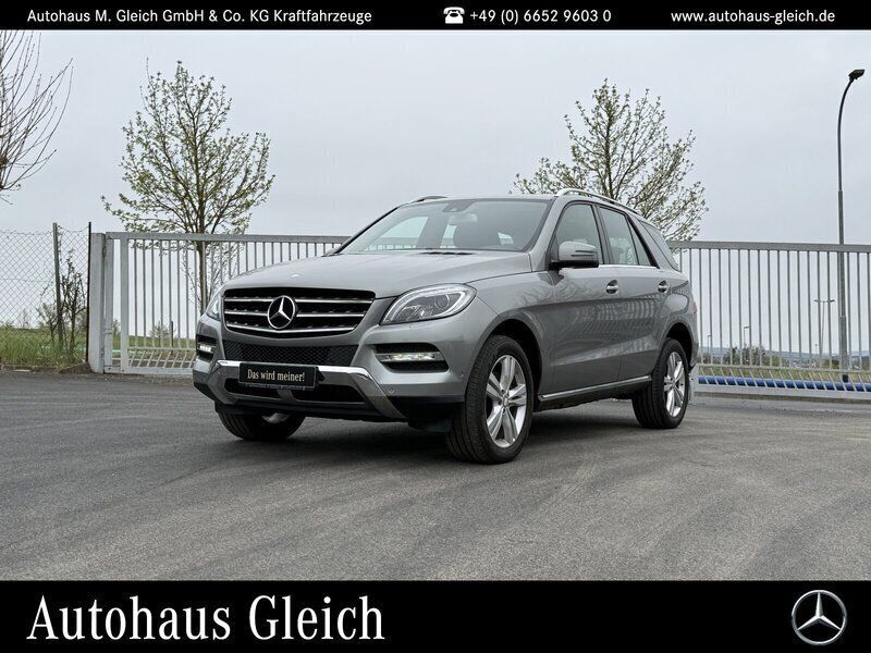 Palladiumsilber Gebraucht 2015 Mercedes ML350 SUV | 34.990 € - Bild 1/4