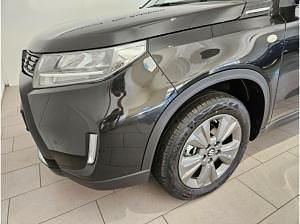 Gebraucht Suzuki Vitara Comfort 102 PS (75 kW) 2025 Schwarz (cosmic black pearl metallic) SUV