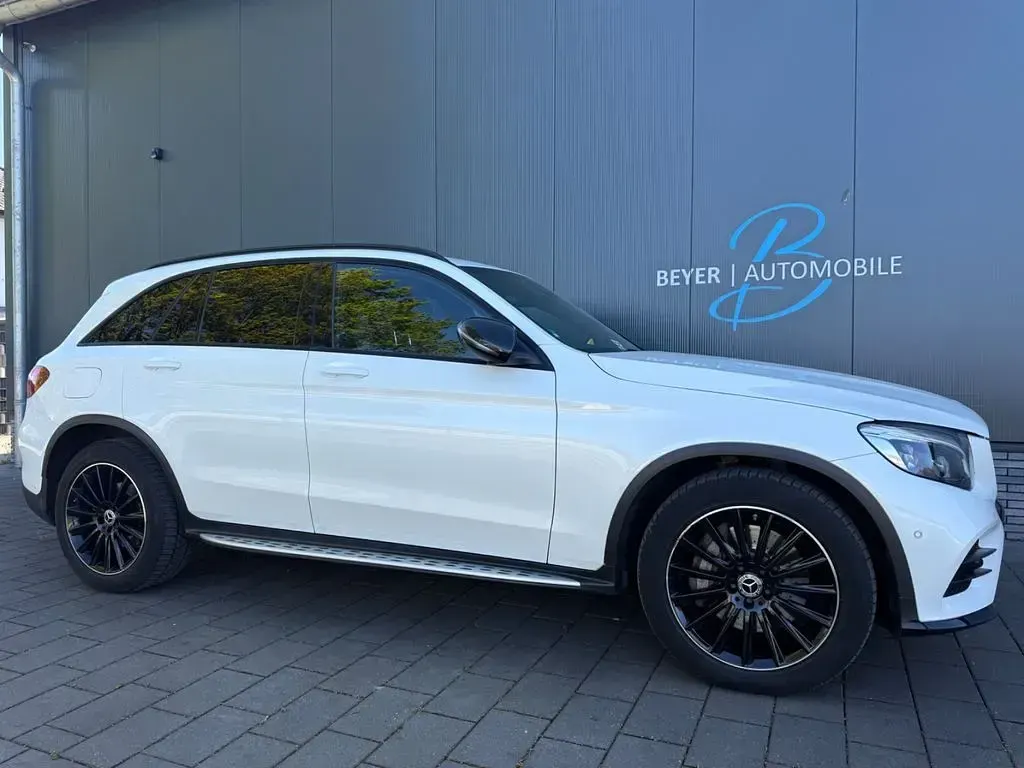 Gebraucht Mercedes GLC350 258 PS (189 kW) 2017 Weiß SUV