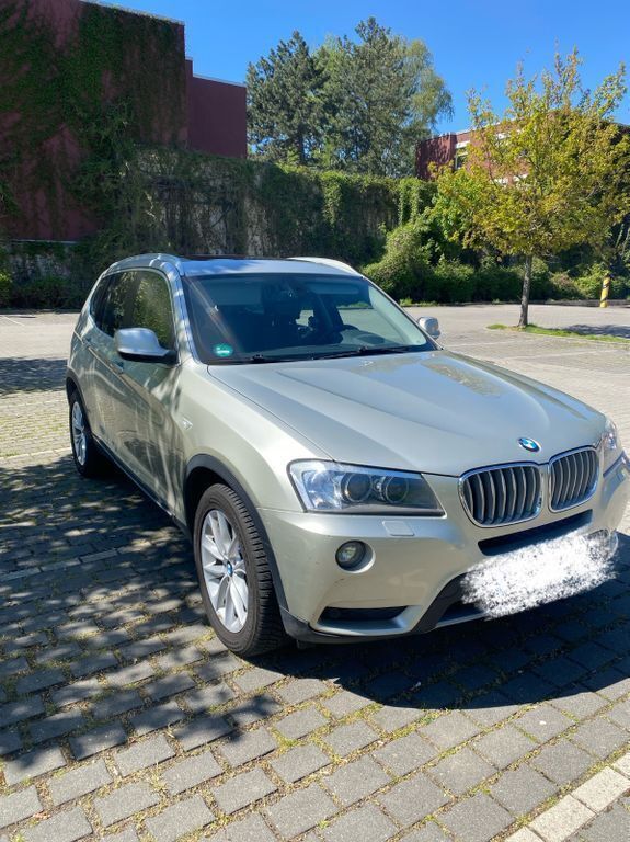 Silber Gebraucht 2011 BMW X3 SUV | 15.100 € (Superpreis) - Bild 1/4