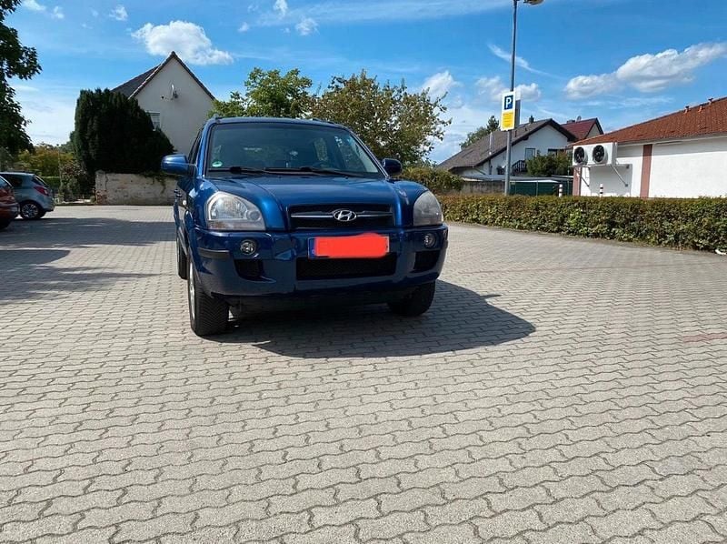 Blau Gebraucht 2006 Hyundai Tucson SUV | 3.000 € (Fairer Preis) - Bild 1/4