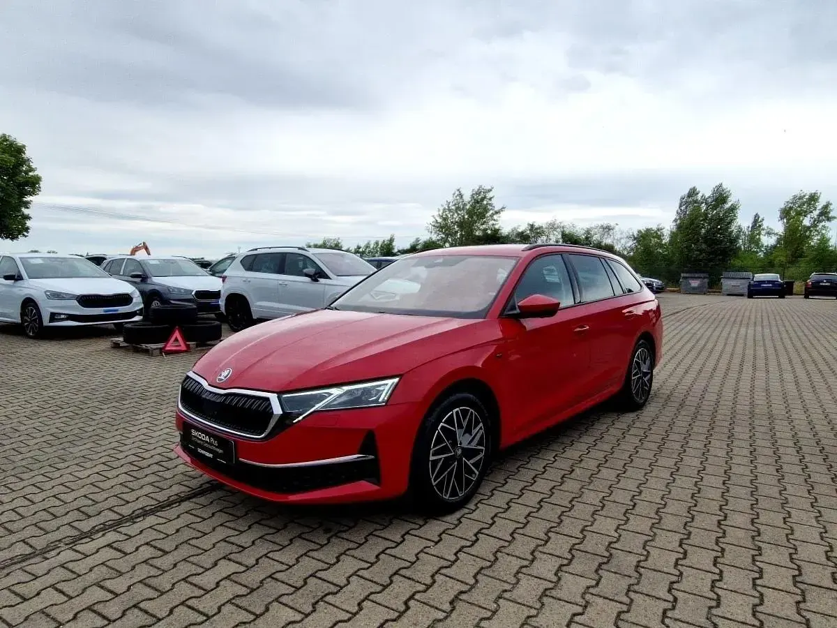 Gebraucht Skoda Octavia Tour 150 PS (110 kW) 2025 Kombi