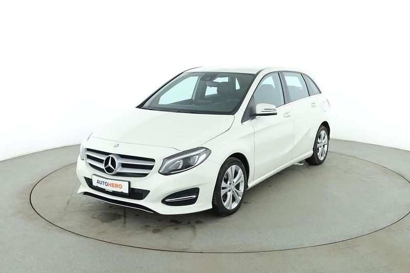 Używany Mercedes B200 Urban 156 KM (114 kW) 2015 Minivan