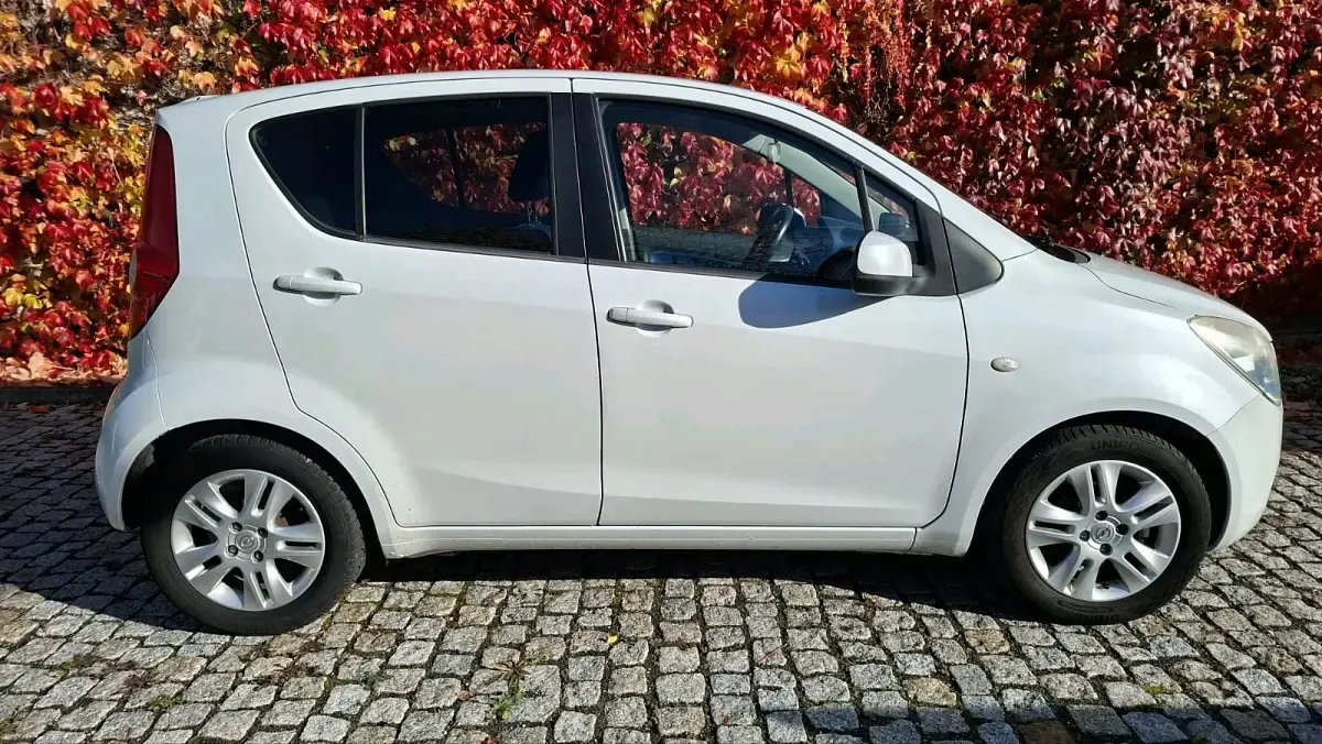 Occasion Opel Agila Edition 94 ch (69 kW) 2012 Blanc Citadine