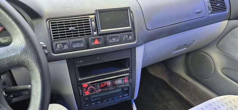 Gebraucht VW Golf IV Ocean 116 PS (85 kW) 2003 Silber Kombi