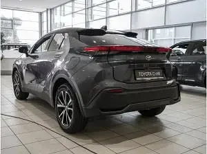 Neu Toyota C-HR 223 PS (164 kW) 2025 Grau (grau metallic) SUV