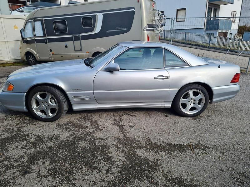 Second-hand Mercedes SL500 2001 Argintiu Cabrio