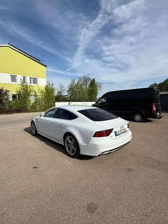 Gebraucht Audi A7 Sportback Ambiente 272 PS (200 kW) 2018 Weiß Kleinwagen
