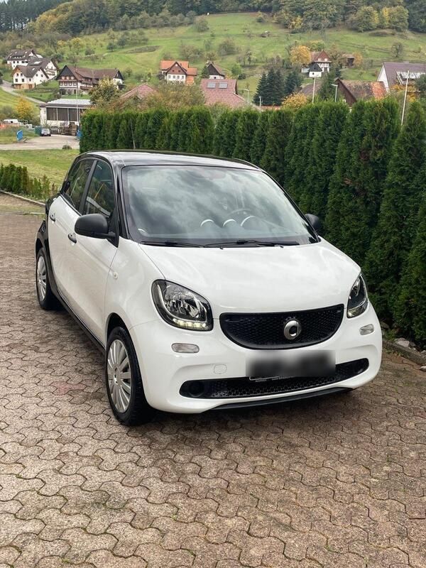 Weiß Gebraucht 2015 Smart ForFour Kleinwagen | 5.199 € (Fairer Preis) - Bild 1/4