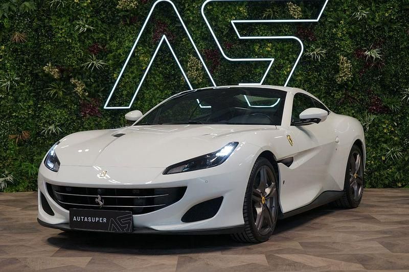 Gebraucht Ferrari Portofino 600 PS (441 kW) 2021 Weiß Cabrio