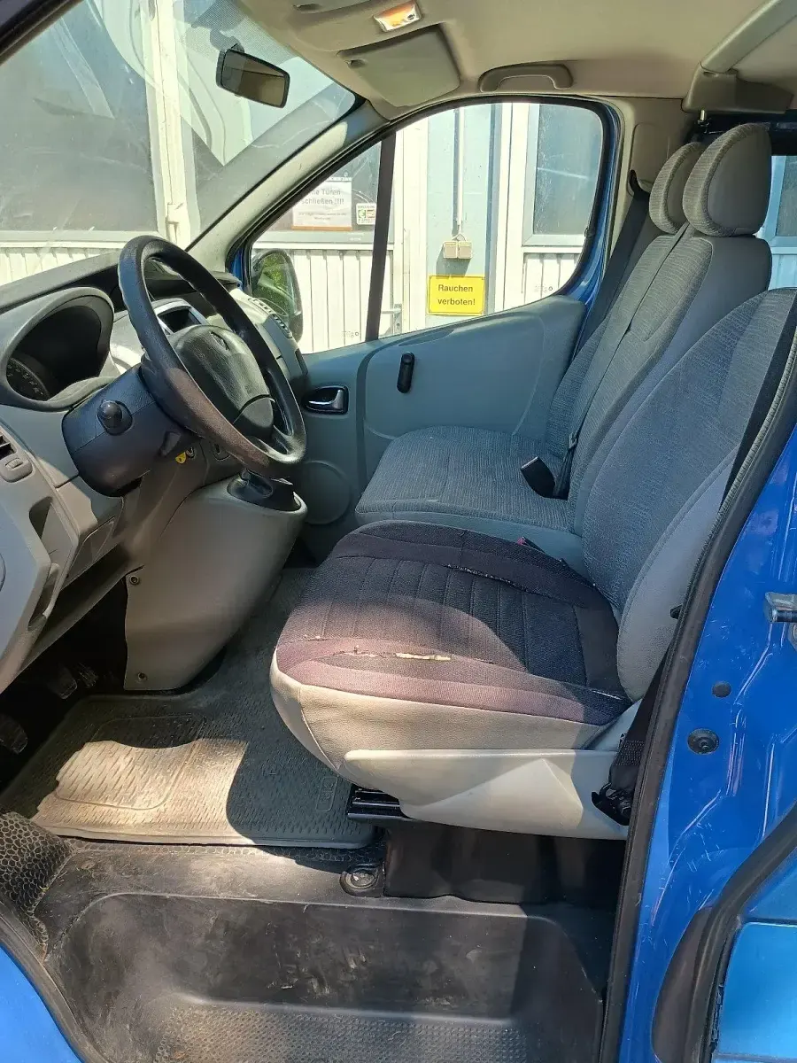Gebraucht Renault Trafic 90 PS (66 kW) 2011 Van / Kleinbus