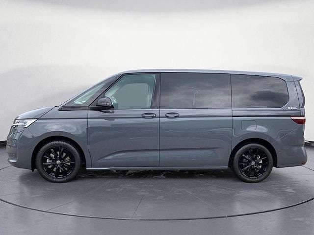 Gebraucht VW Multivan Life 150 PS (110 kW) 2025 Pure grey Van