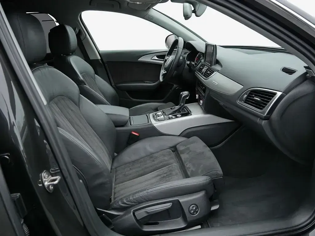 Gebraucht Audi A6 Design 272 PS (200 kW) 2017 Oolonggrau metallic Kombi