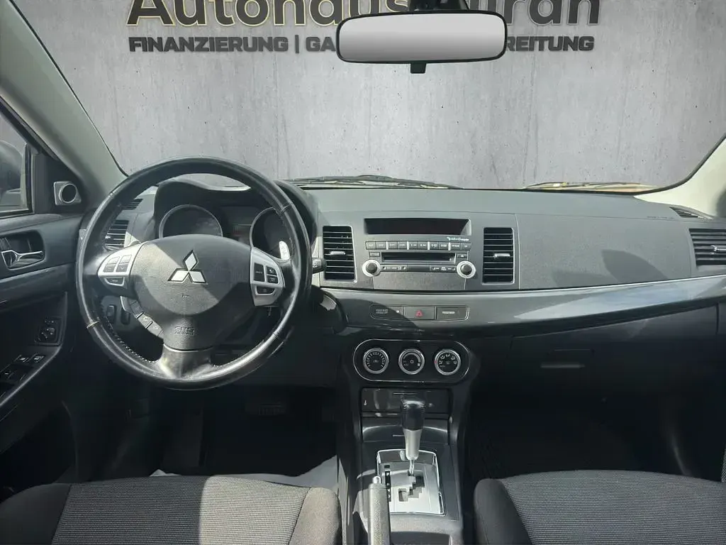 Gebraucht Mitsubishi Lancer Intense 143 PS (105 kW) 2009 Silber Limousine