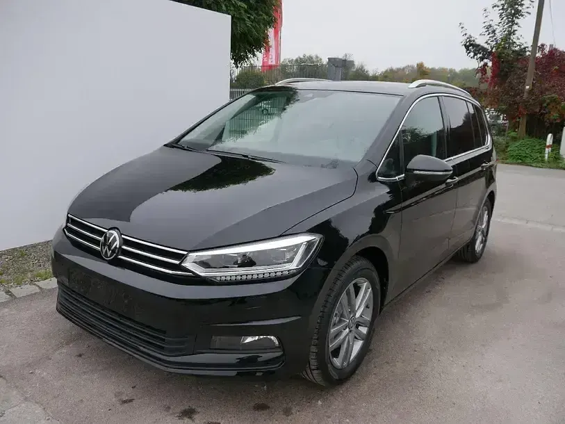 Neu VW Touran Comfortline 150 PS (110 kW) 2026 Schwarz Van / Kleinbus