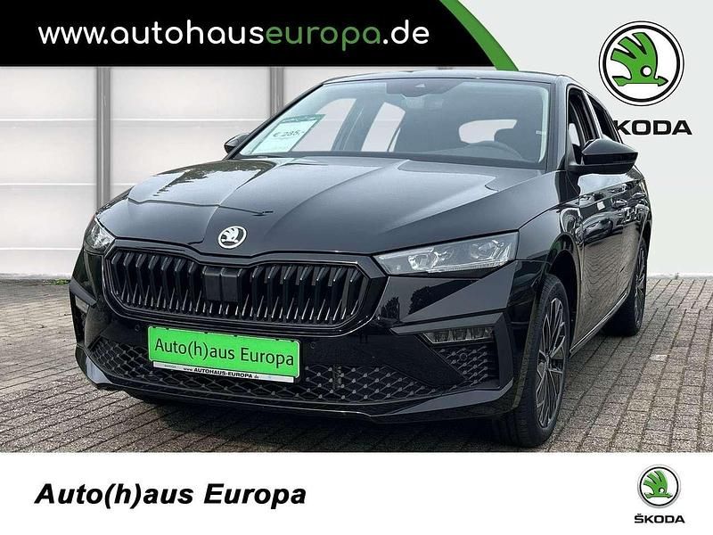 Blackmagic perleffekt Neu 2025 Skoda Scala Selection Kleinwagen | 32.900 € - Bild 1/4