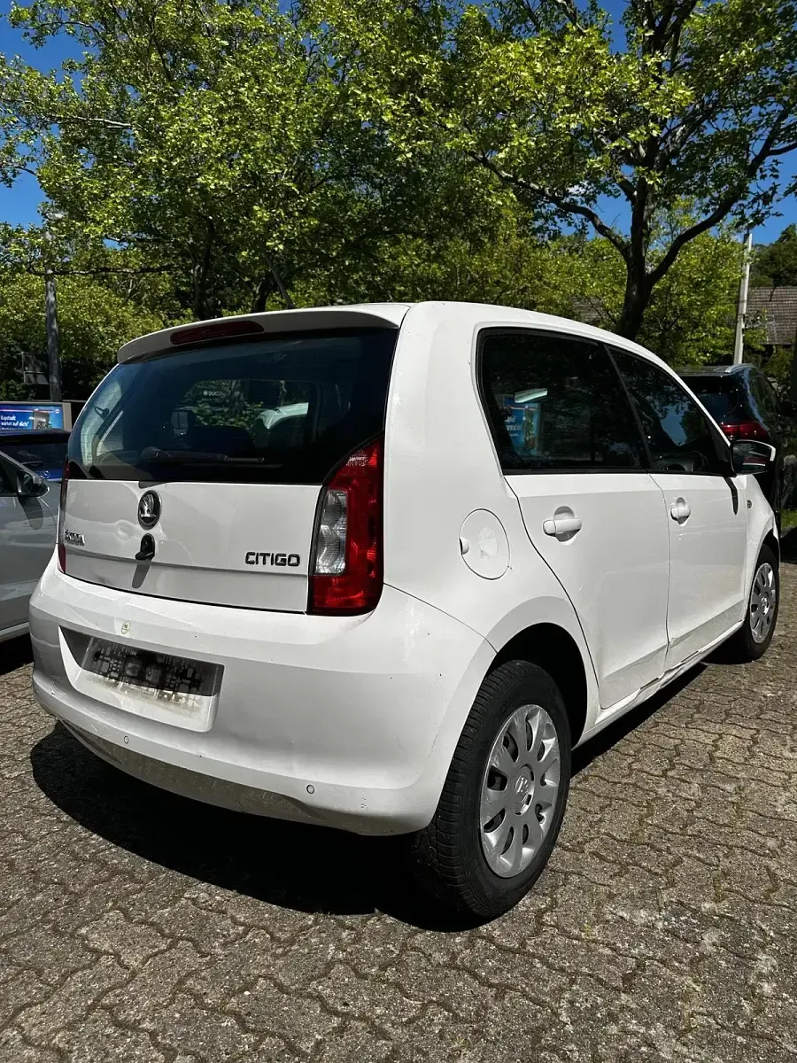 Gebraucht Skoda Citigo 60 PS (44 kW) 2014 Weiß Kleinwagen