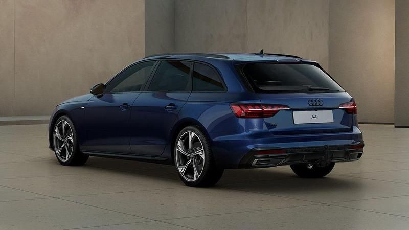 Gebraucht Audi A4 Competition 163 PS (119 kW) 2024 Blau Kombi