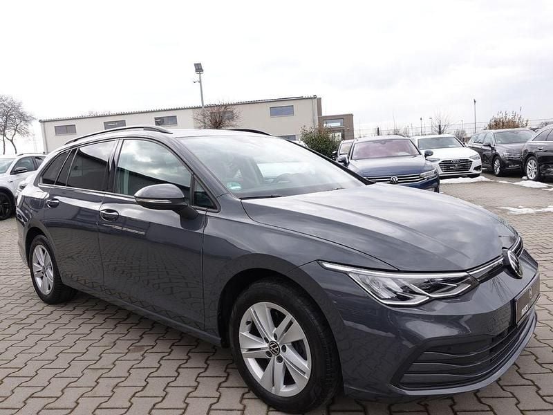 Gebraucht VW Golf VIII Life 116 PS (85 kW) 2022 Grau Kombi