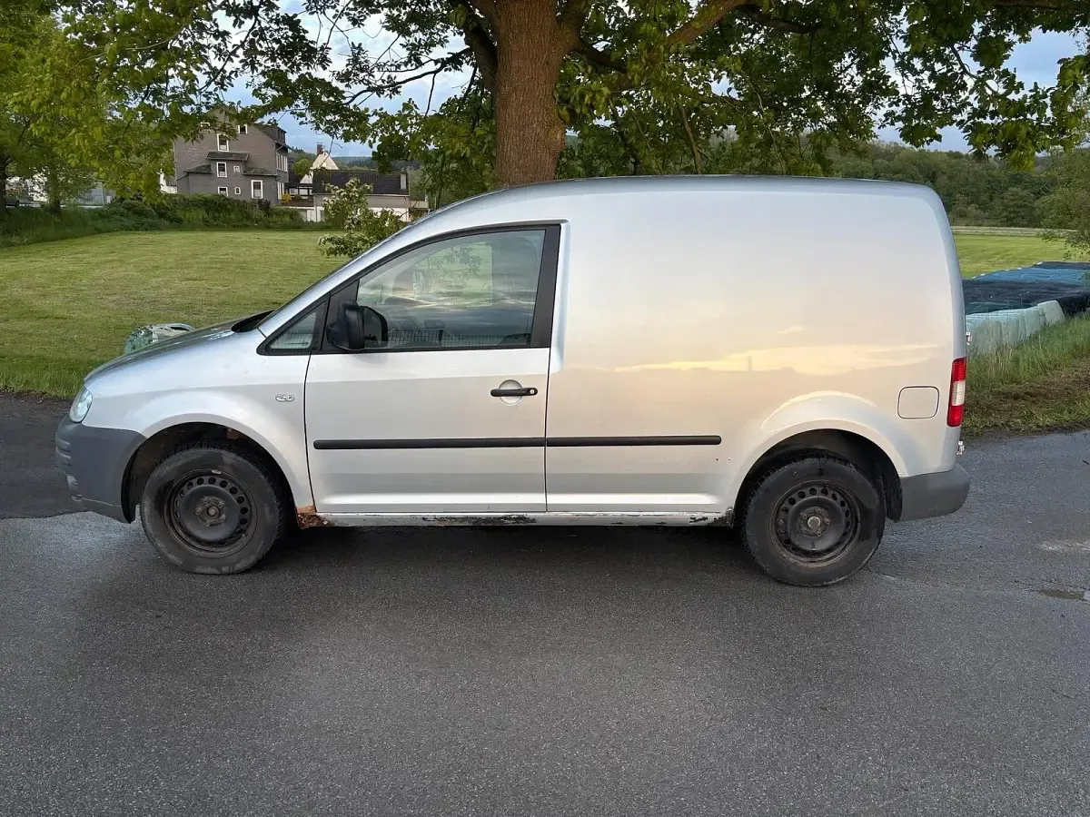 Gebraucht VW Caddy 102 PS (75 kW) 2004 Silber Van / Kleinbus