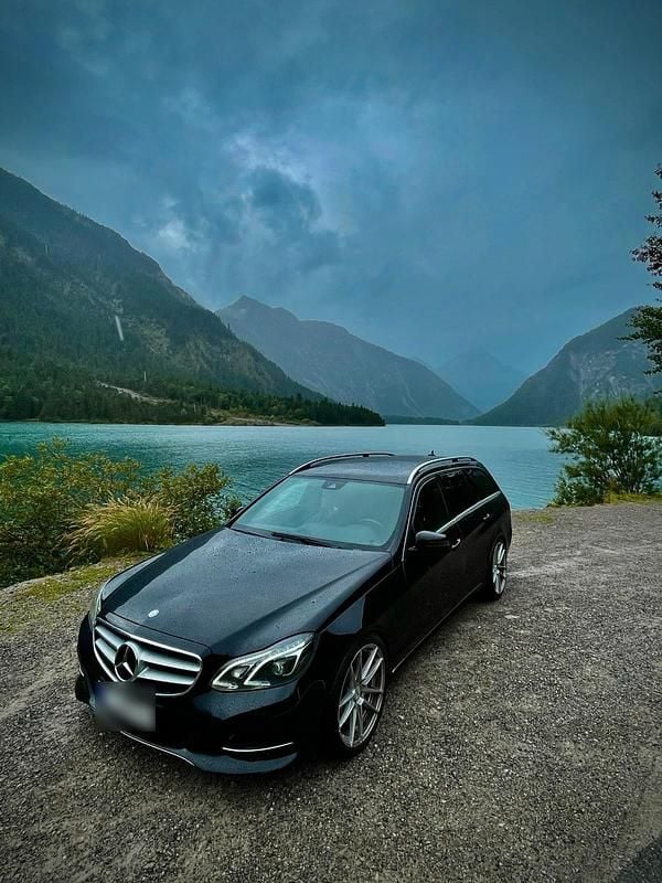 Gebraucht Mercedes E350 252 PS (185 kW) 2014 Schwarz Kombi