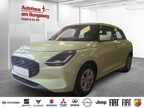 Neu Suzuki Swift Club 83 PS (61 kW) 2025 Gelb Kleinwagen