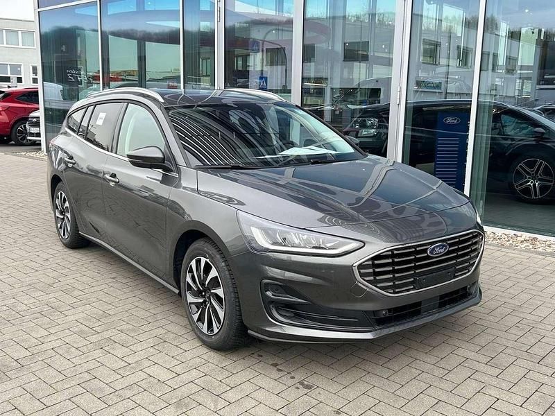 Neu Ford Focus Titanium 155 PS (114 kW) 2025 Magnetic metallic pn4dq grau Kombi