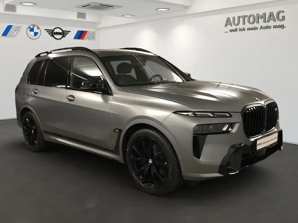 Gebraucht BMW X7 M Sport 530 PS (389 kW) 2023 Bmw individual frozen pure gre SUV