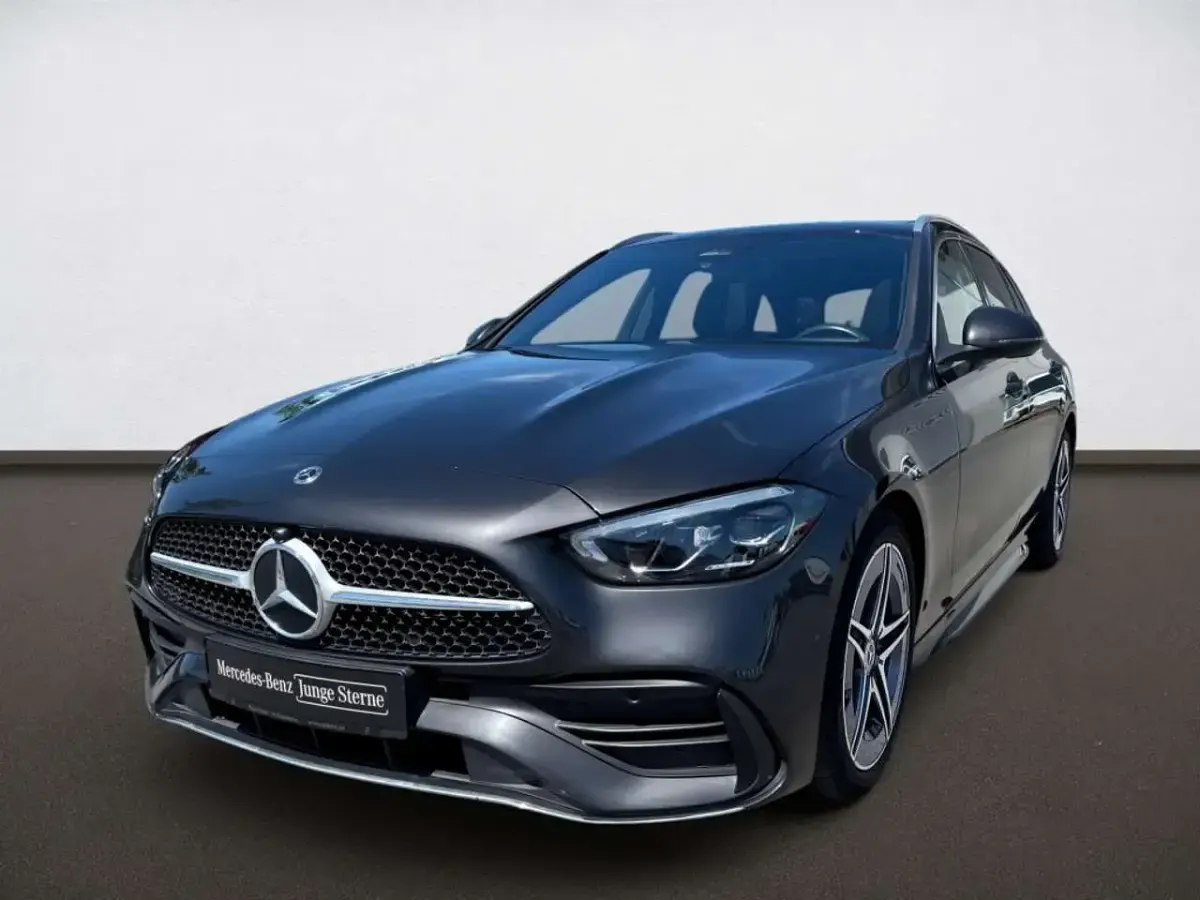 Gebraucht Mercedes C220 AMG 200 PS (147 kW) 2023 Graphitgrau Kombi
