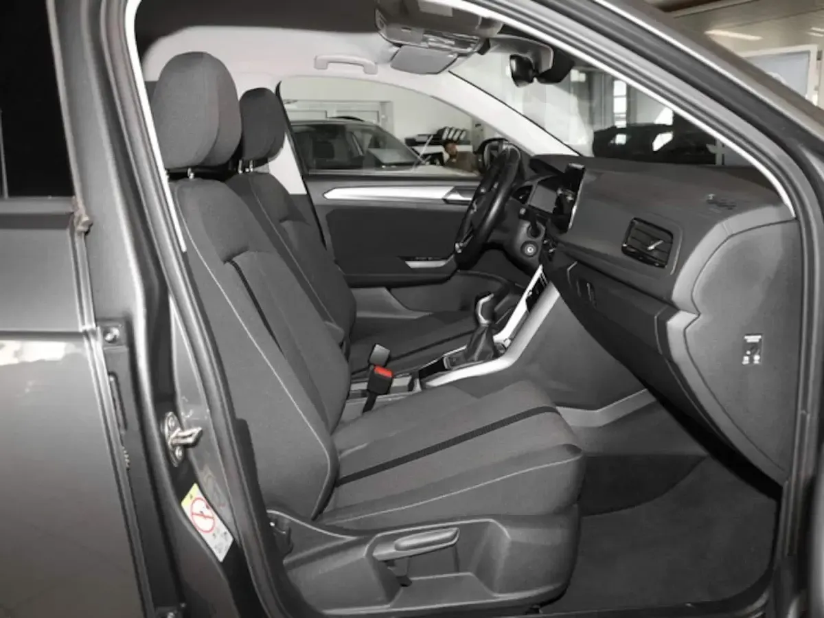 Gebraucht VW T-Roc Life 110 PS (80 kW) 2023 Indiumgraumetallic SUV