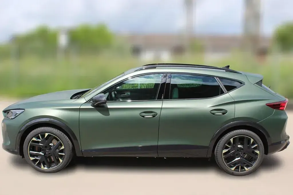 Neu Cupra Formentor 333 PS (244 kW) 2026 Grün SUV