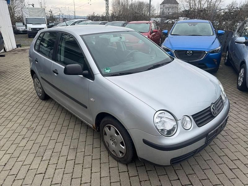 Gebraucht VW Polo Trendline 54 PS (39 kW) 2003 Silber Limousine