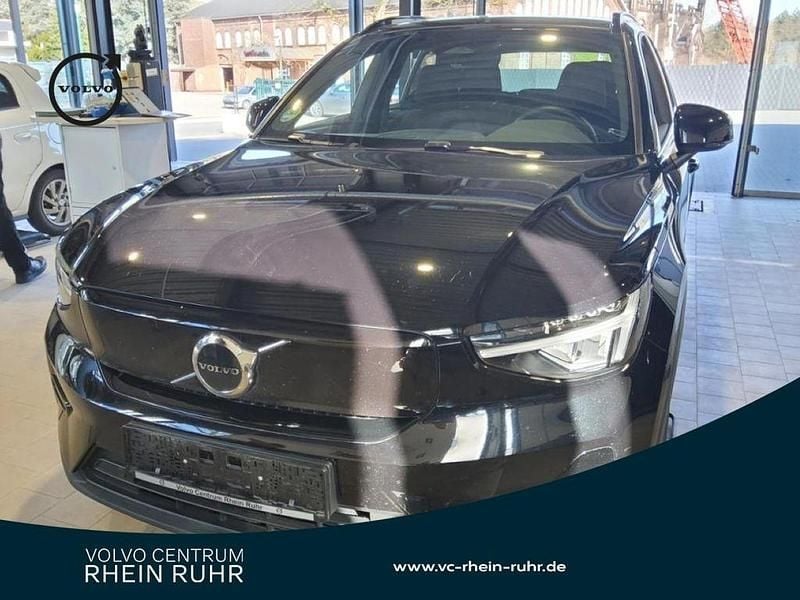Gebraucht Volvo XC40 Core 169 kW (231 PS) 2023 Schwarz onyx black / metallic SUV