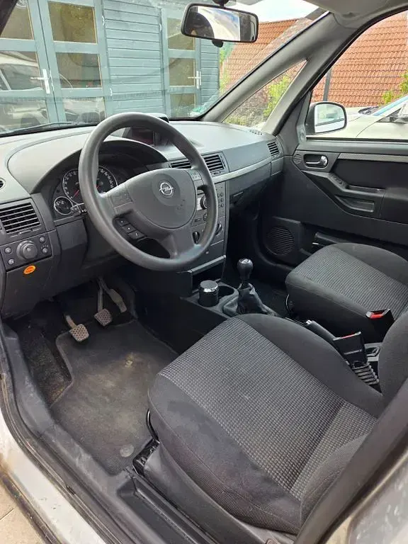 Gebraucht Opel Meriva Catch Me 105 PS (77 kW) 2007 Silber Van / Kleinbus