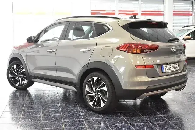 Gebraucht Hyundai Tucson Premium 185 PS (136 kW) 2019 Grau SUV