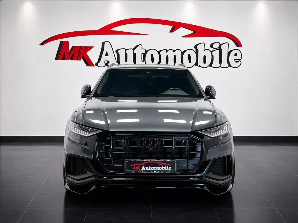 Gebraucht Audi Q8 Competition 286 PS (210 kW) 2022 Grau SUV