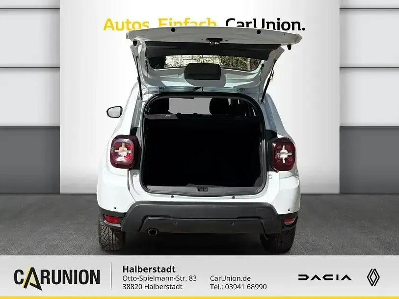 Gebraucht Dacia Duster Comfort 114 PS (83 kW) 2019 Arktisweiß SUV
