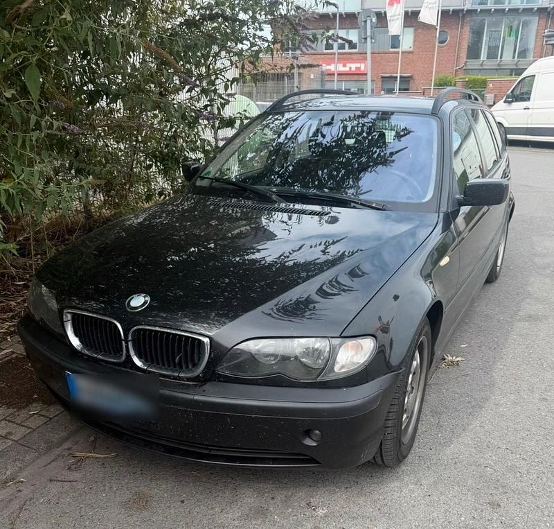 Schwarz Gebraucht 2005 BMW 320 Kombi | 2.800 € (Etwas zu teuer) - Bild 1/4