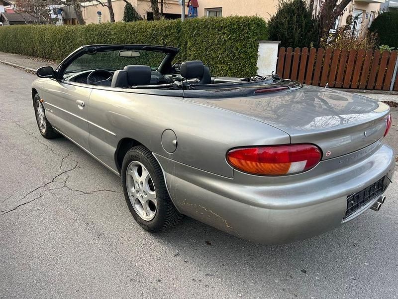 Gebraucht Chrysler Stratus Limited 163 PS (119 kW) 2000 Grau Cabrio