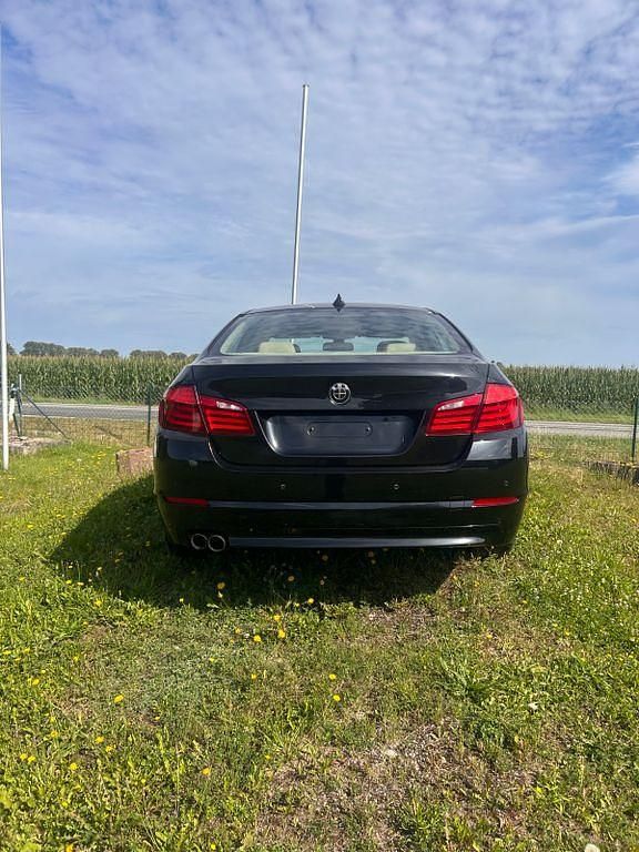 Gebraucht BMW 523 204 PS (150 kW) 2010 Schwarz Limousine