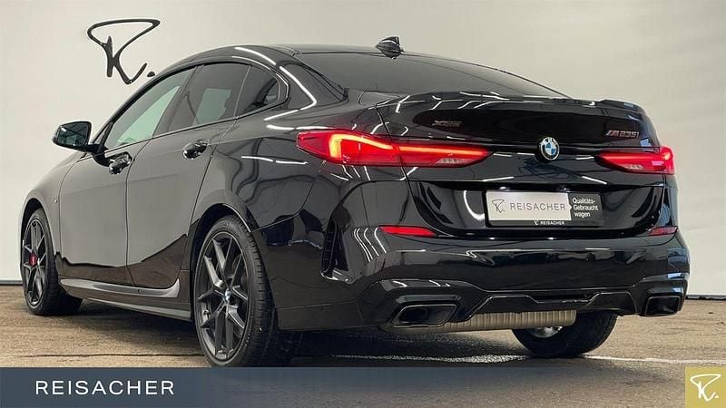 Gebraucht BMW M235 Efficient Dynamics 306 PS (225 kW) 2024 Saphirschwarz metallic Coupé