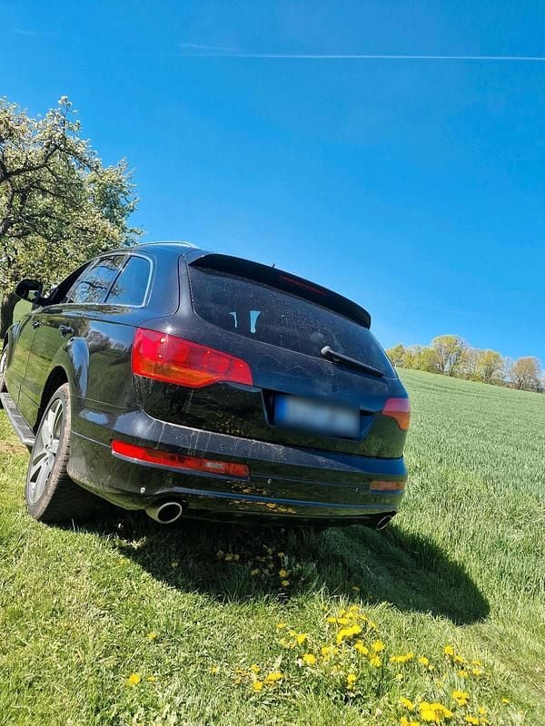 Second-hand Audi Q7 323 CP (237 kW) 2007 Negru SUV