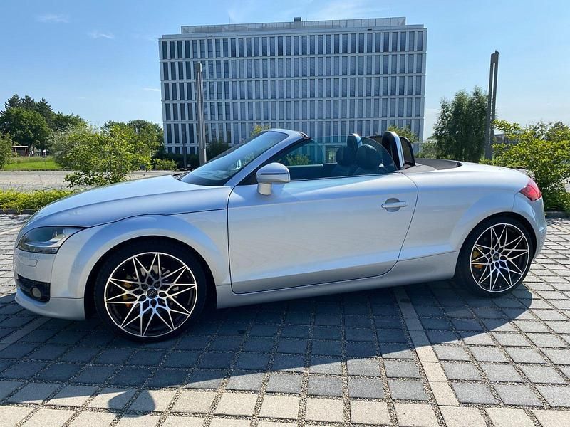 Gebraucht Audi TT Roadster 200 PS (147 kW) 2008 Silber Cabrio