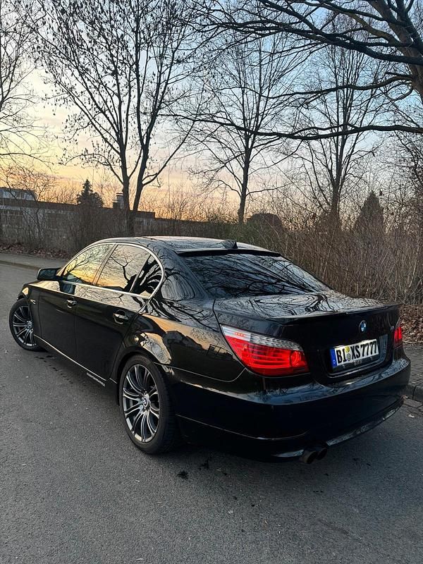 Gebraucht BMW 530 235 PS (172 kW) 2008 Limousine
