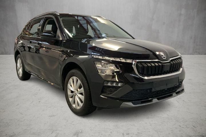 Gebraucht Skoda Kamiq Selection 116 PS (85 kW) 2025 Blackmagic (metallic) SUV