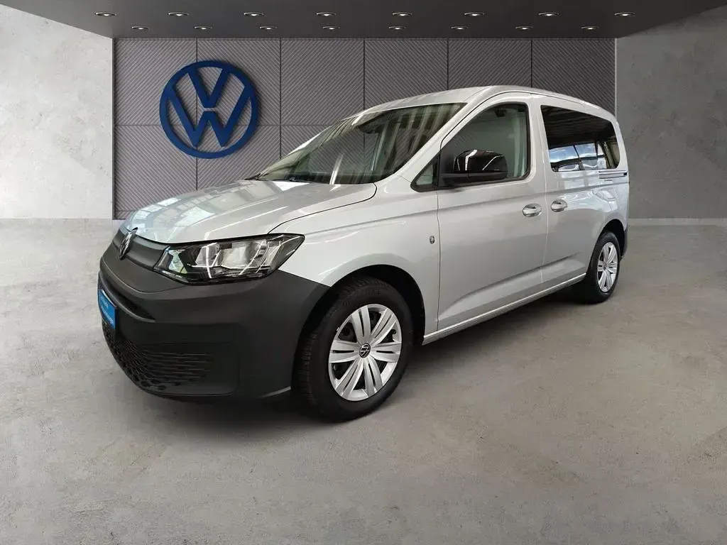 Gebraucht VW Caddy Basis 114 PS (83 kW) 2023 Silber Van / Kleinbus