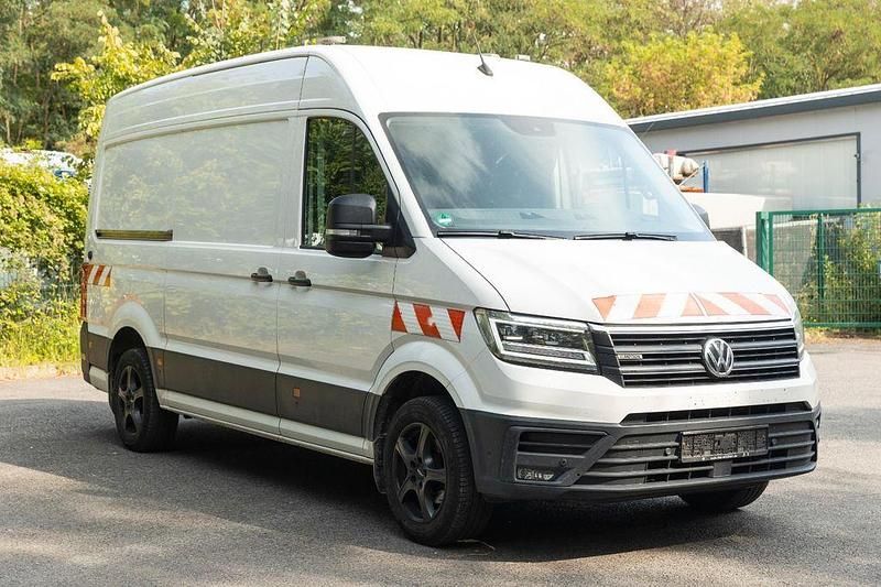 Weiß Gebraucht 2019 VW Crafter Van | 26.900 € (Etwas zu teuer) - Bild 1/4