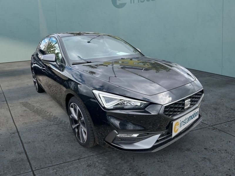 Schwarz Neu 2024 Seat Leon Beats Limousine | 30.450 € (Fairer Preis) - Bild 1/4