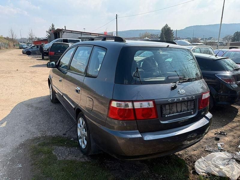 Gebraucht Kia Carens 139 PS (102 kW) 2006 Grau Van / Kleinbus