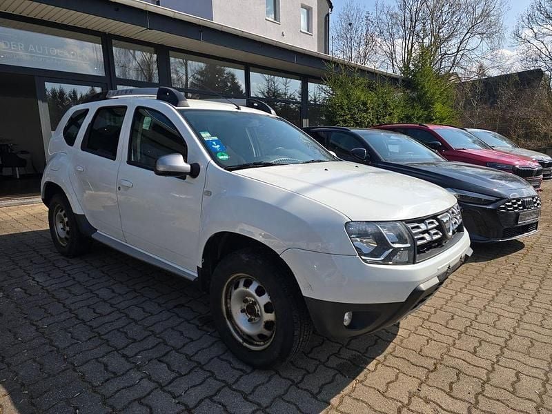 Gebraucht Dacia Duster Lauréate 105 PS (77 kW) 2015 Weiß SUV